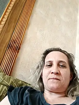 KatieLove133 online show from July 8, 2026, 3:02 pm