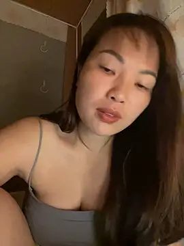 Milik-1022 online show from April 29, 2026, 10:05 pm