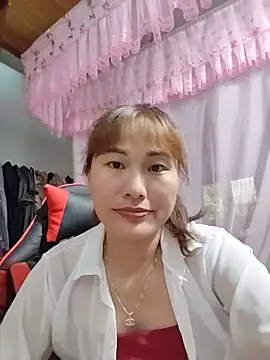 Lucxy-ki6 online show from June 10, 2026, 4:57 am