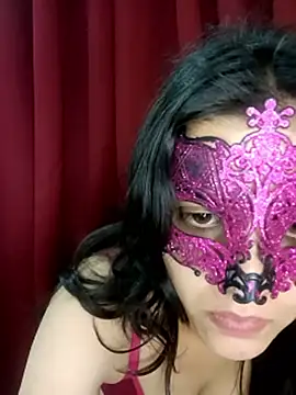 Hottymahi7 online show from April 11, 2026, 8:23 pm