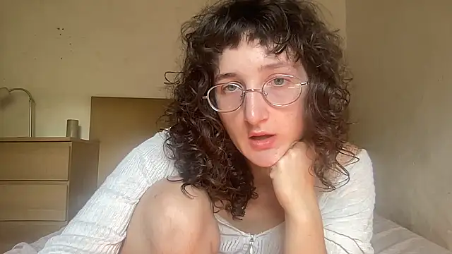 antoniettamaria online show from June 5, 2026, 2:56 pm