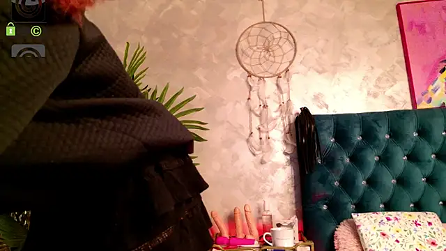 IrisMiley online show from April 21, 2026, 2:51 am