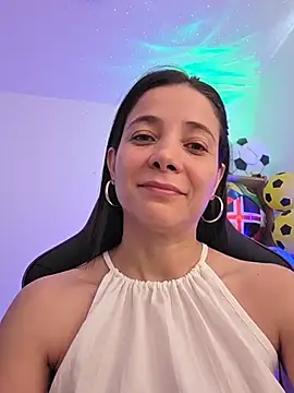 miaeyex online show from July 10, 2026, 12:05 pm