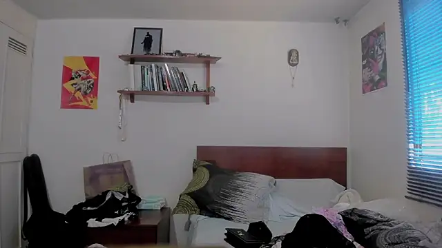 KittyFeet1 online show from March 25, 2026, 6:40 pm