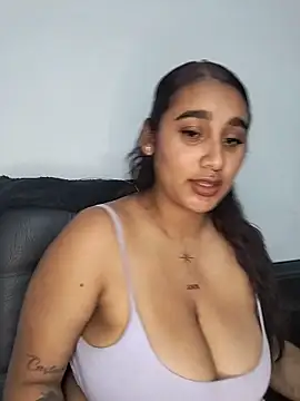 Snapshot of Mia_skyy18 chatting on May 29, 2026, 11:55 pm Mia skyy18 online show from May 29, 2026, 11:55 pm