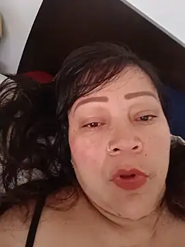 Naia queen25 online show from May 14, 2026, 1:52 pm