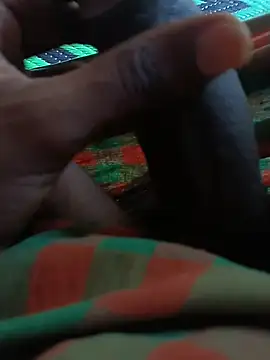 kingcouple89 online show from April 12, 2026, 4:38 am