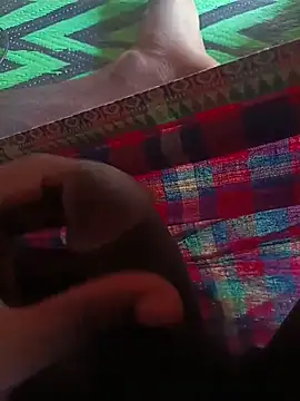 kingcouple89 online show from April 13, 2026, 4:49 am