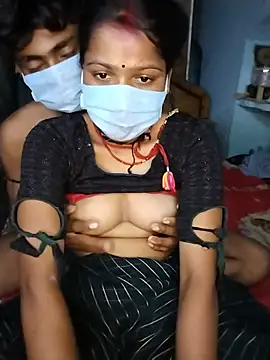 Rayi hot 2 online show from July 18, 2026, 3:42 pm