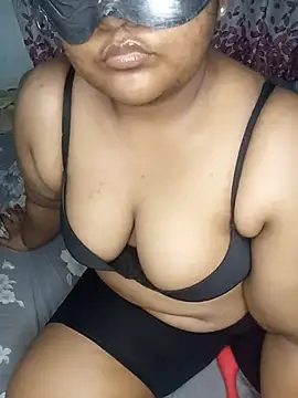 whitechubby07 online show from July 26, 2026, 2:57 pm