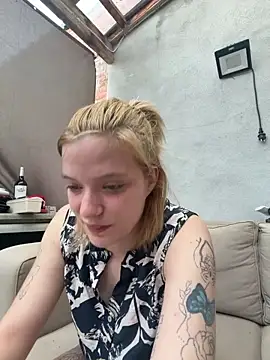 jessebell2003 online show from May 27, 2026, 5:42 pm