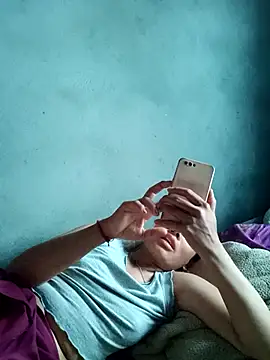 Snapshot of Leiley_98 chatting on July 23, 2026, 1:41 am Leiley 98 online show from July 23, 2026, 1:41 am