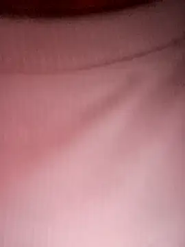 Snapshot of Leiley_98 chatting on July 15, 2026, 10:39 pm Leiley 98 online show from July 15, 2026, 10:39 pm