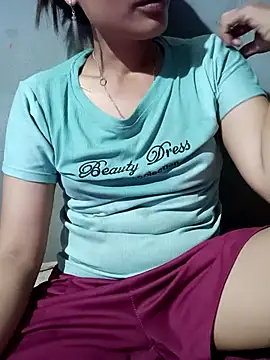 Snapshot of Leiley_98 chatting on June 20, 2026, 1:49 pm Leiley 98 online show from June 20, 2026, 1:49 pm