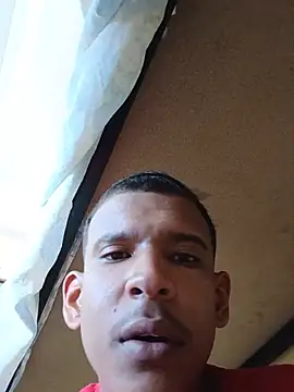 Snapshot of Ron_0101 chatting on May 23, 2026, 2:05 pm Ron 0101 online show from May 23, 2026, 2:05 pm