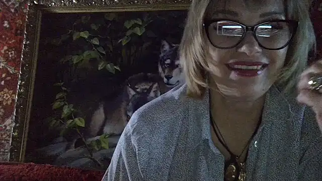 Lia Rayss online show from May 3, 2026, 7:39 pm