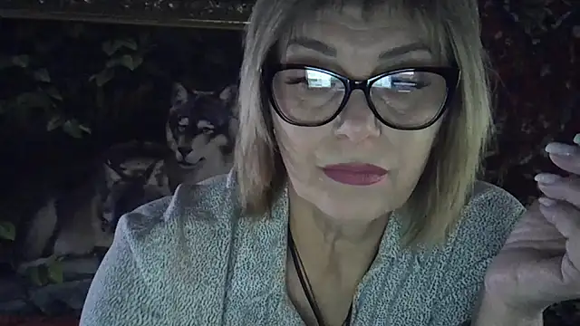 Lia Rayss online show from April 23, 2026, 7:48 pm