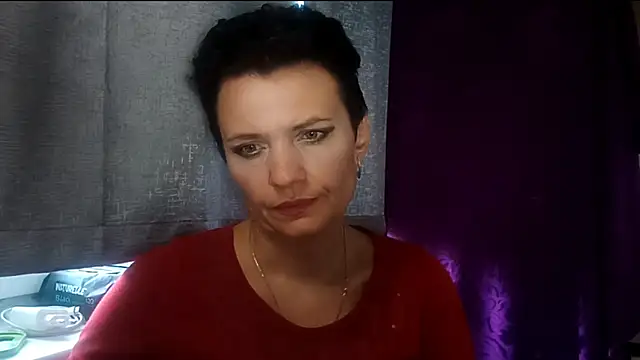 HotMamaQueen234 online show from July 29, 2026, 11:31 am