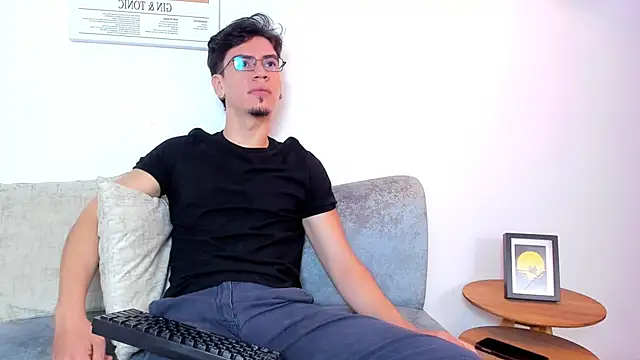 manu ferx online show from March 18, 2026, 1:13 pm