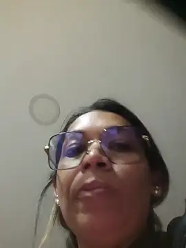 Melisa 14 online show from May 22, 2026, 11:47 pm