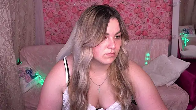 AlissyaGrayy online show from March 19, 2026, 1:44 pm