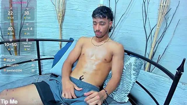alexis stonne online show from April 21, 2026, 1:42 am