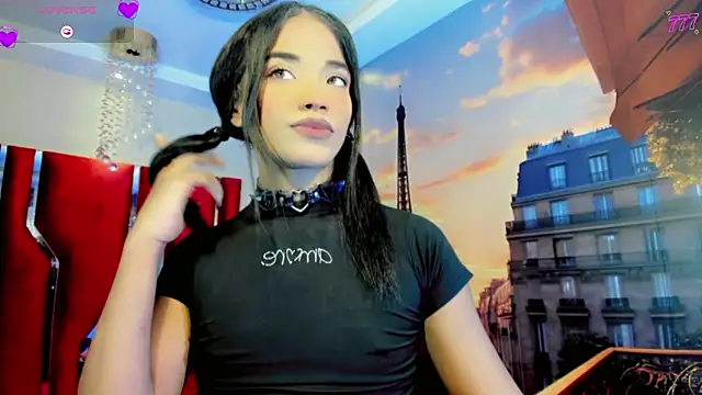 Paola Delfino online show from May 20, 2026, 10:23 am