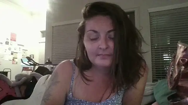 tinyassbossymilf online show from June 29, 2026, 8:32 am