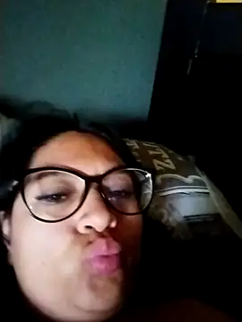 LatinSquirtBaby online show from May 12, 2026, 1:17 pm