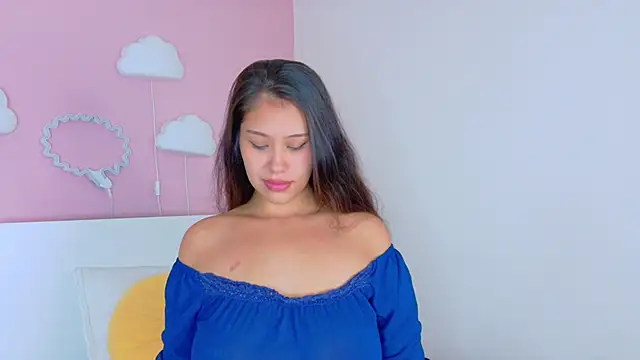 AnabelleJames   online show from July 2, 2026, 12:33 pm