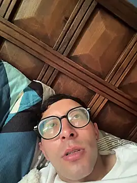 LeonBlazze online show from June 15, 2026, 6:40 pm
