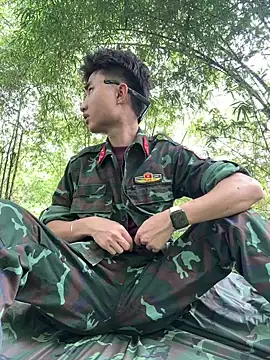 Snapshot of Hoanganhdayroii chatting on June 2, 2026, 6:24 am Hoanganhdayroii online show from June 2, 2026, 6:24 am