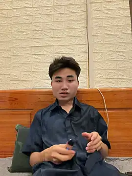 Snapshot of Hoanganhdayroii chatting on June 23, 2026, 2:37 pm Hoanganhdayroii online show from June 23, 2026, 2:37 pm