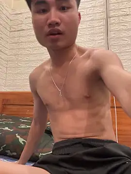 Snapshot of Hoanganhdayroii chatting on May 9, 2026, 3:04 pm Hoanganhdayroii online show from May 9, 2026, 3:04 pm