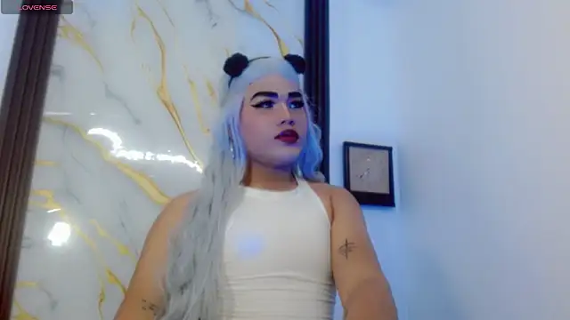 Alice Yermanotta online show from April 26, 2026, 3:37 am