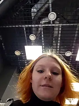 Snapshot of NinaParri chatting on April 9, 2026, 3:19 am NinaParri online show from April 9, 2026, 3:19 am