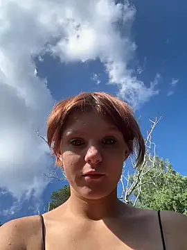 NinaParri online show from July 14, 2026, 10:21 am