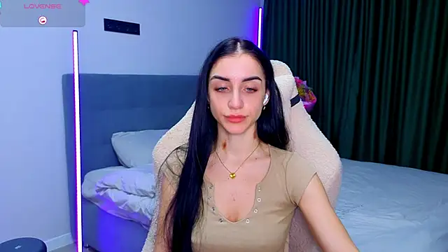 Juliet lu online show from March 20, 2026, 5:58 pm