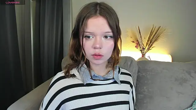 Jooany online show from April 1, 2026, 9:54 am