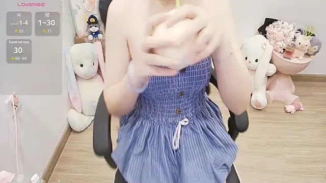 Snapshot of Nana_Chu chatting on July 15, 2026, 11:17 am Nana Chu online show from July 15, 2026, 11:17 am
