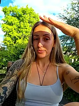 NicoleKaiser online show from May 21, 2026, 4:37 pm