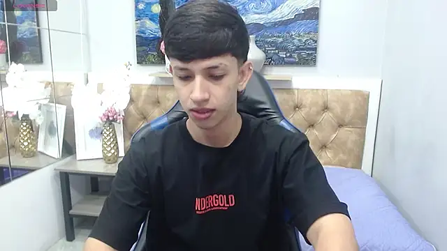 AdrianFranko online show from July 3, 2026, 12:33 pm