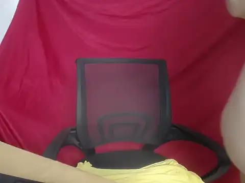 Snapshot of Frora-19 chatting on March 27, 2026, 12:30 am Frora-19 online show from March 27, 2026, 12:30 am