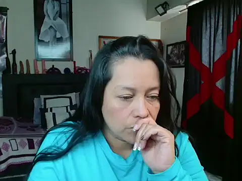 PenelopeSuency online show from July 15, 2026, 2:24 pm