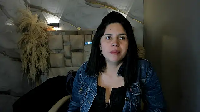 Cata black online show from April 18, 2026, 11:45 am