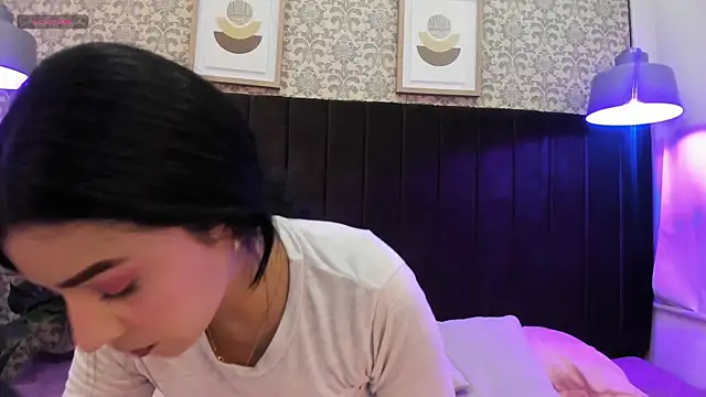 Ammyrah   online show from April 1, 2026, 11:44 am