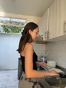 Lauren Storm online show from July 10, 2026, 1:22 pm