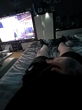 OssiBigCum online show from March 18, 2026, 9:37 pm