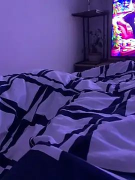 Hotcouple55gh online show from April 2, 2026, 9:43 pm