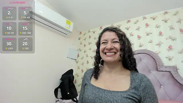 crystal watson0 online show from May 23, 2026, 1:32 pm